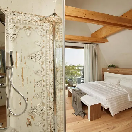 Boutique Oche Selvatiche Hotel 3*