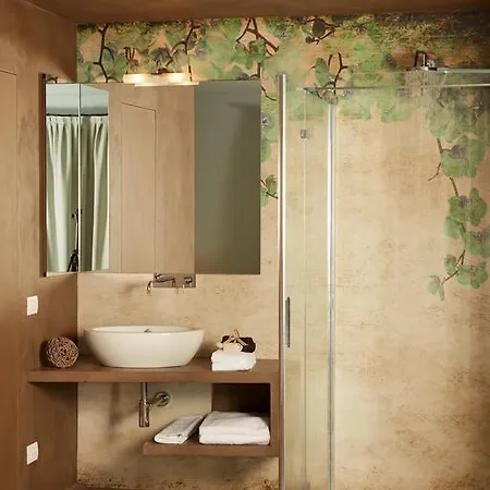 Boutique Oche Selvatiche Hotel 3*